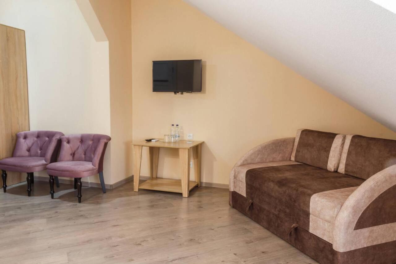 Hostynnyy Dvir Hotel Stryi Eksteriør billede